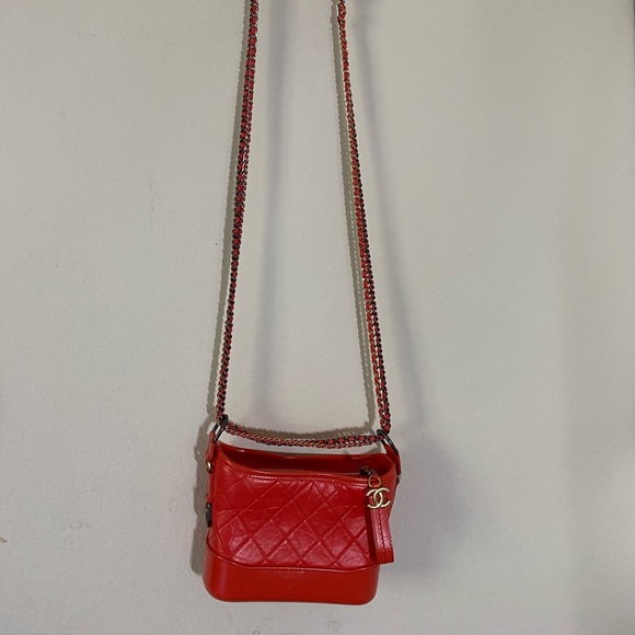 CHANEL Aged Calfskin QuiltedSmallGabrielleHobo RED - Picture 8 of 8